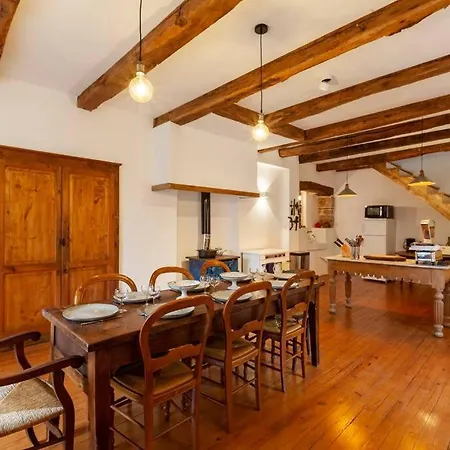 Ferienhaus Charming House In Gorgeous, Quiet Village In The Aveyron Countryside Vimenet