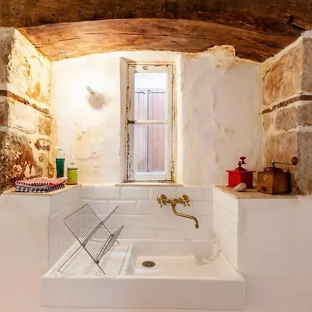 Casa vacanze Charming House In Gorgeous, Quiet Village In The Aveyron Countryside Vimenet
