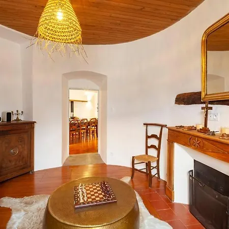 Casa vacanze Charming House In Gorgeous, Quiet Village In The Aveyron Countryside *