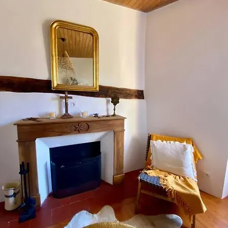 Casa vacanze Charming House In Gorgeous, Quiet Village In The Aveyron Countryside Vimenet