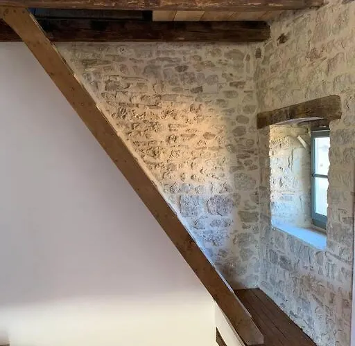 Charming House In Gorgeous, Quiet Village In The Aveyron Countryside Ferienhaus *