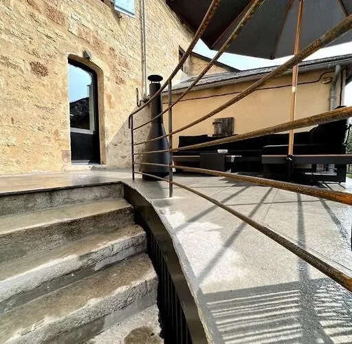 Charming House In Gorgeous, Quiet Village In The Aveyron Countryside بيت للعطل Vimenet