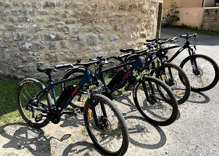 بيت للعطل Charming House In Gorgeous, Quiet Village In The Aveyron Countryside *